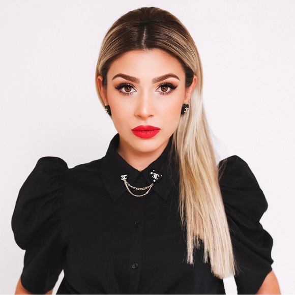 Meet your Posher, Angeline - Picture 1 of 1